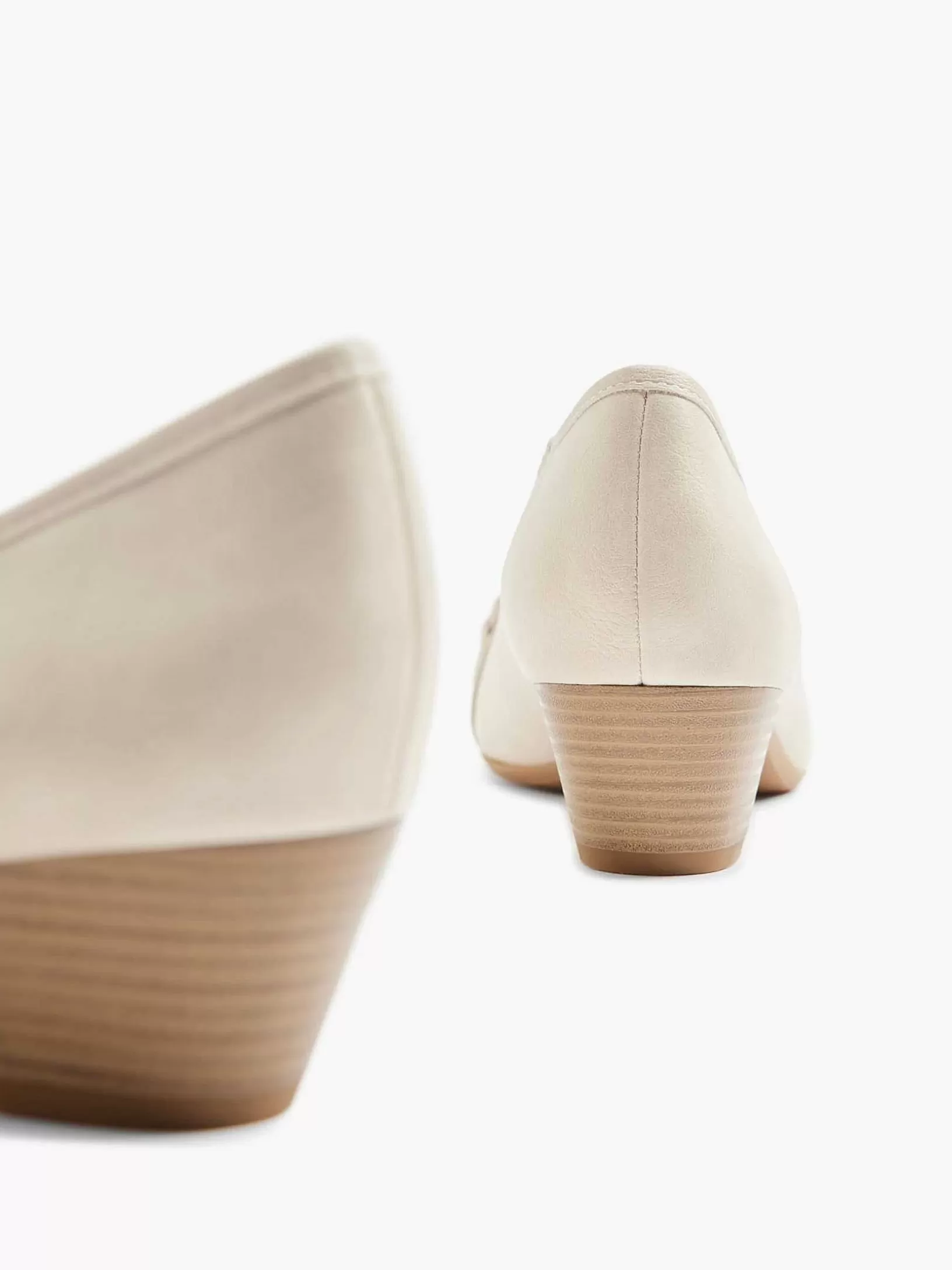 beige_pump_sierketting_4.webp Dames Easy Street Beige Pump Sierketting